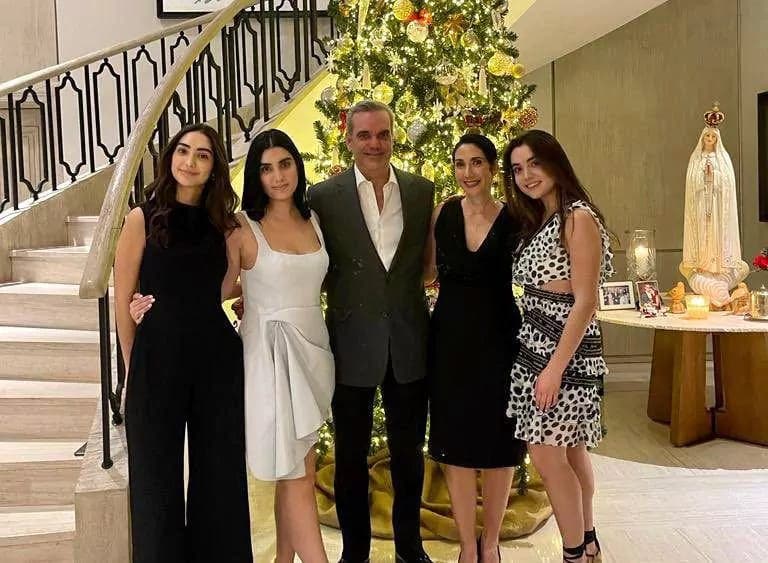 Por Navidad, el presidente Luis Abinader viajará a Estados Unidos junto a su familia