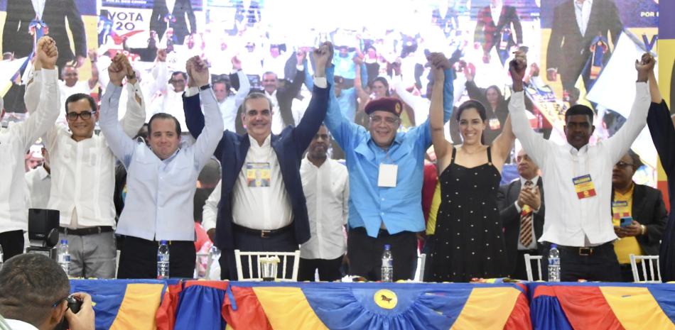 Partidos aliados del PRM aún esperan posiciones en gobierno