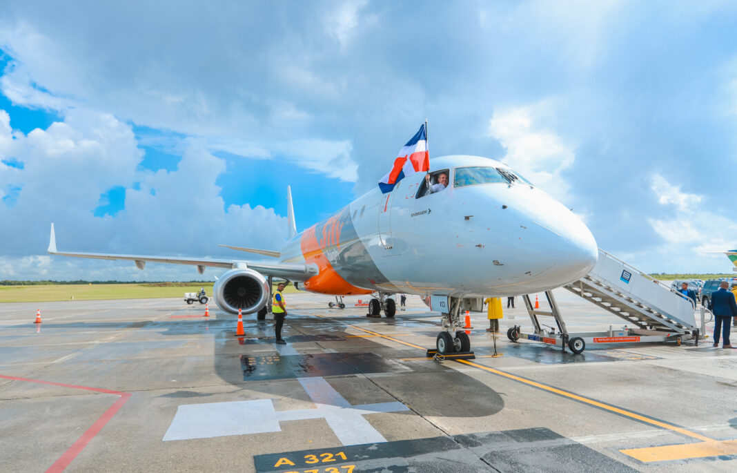 Denuncian uso ilícito de rayos láser contra aviones en RD