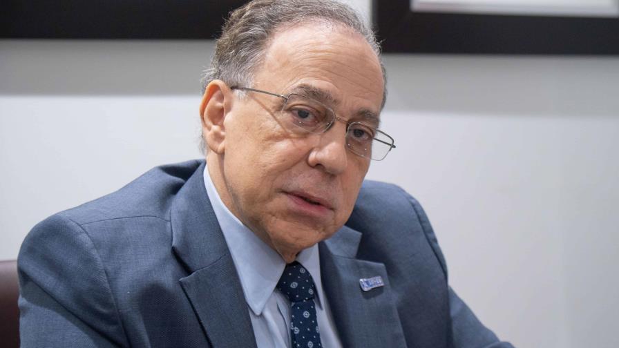 La Periodista Rosa Encarnación denunció que el presidente de Consejo Unificado de las EDE, Celso Marranzini, la esta amenazando con demandarla