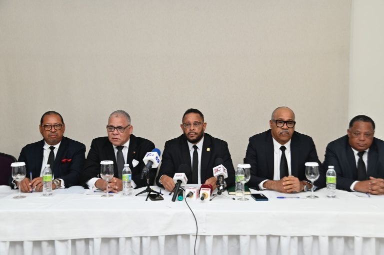 El Consejo de expresidentes del Colegio de Abogados de la República Dominicana saluda la designación de Yeni Brenice como titular de la PGR