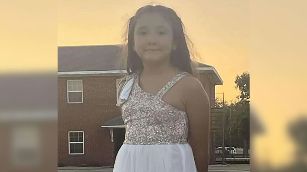 Gran conmoción causa niña de 11 años que se quita la vida tras sufrir acoso escolar por su estatus migratorio