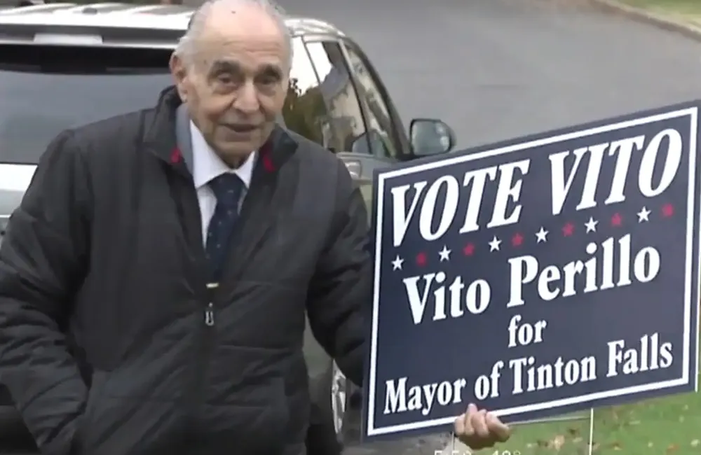 El alcalde de mayor edad de EE.UU. muere a los 100 años mientras cumplía su segundo mandato en Nueva Jersey