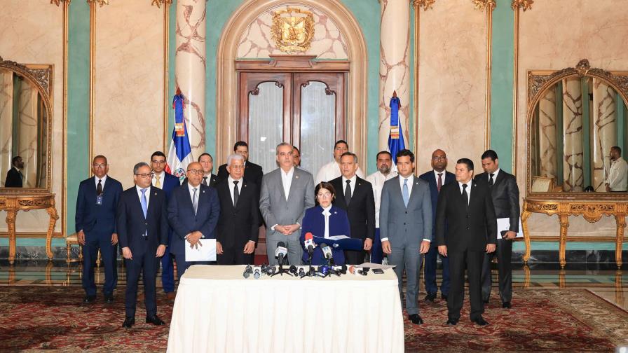 Consejo Nacional de la Magistratura escoge a Yeni Berenice Reynoso como PGR, tras presidente Abinader proponerla