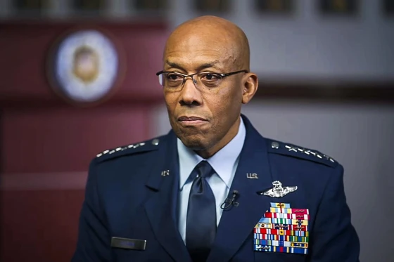 Trump despide al jefe del Estado Mayor Conjunto, la cúpula militar del país, una de varias expulsiones del liderazgo del Pentágono