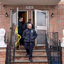 Otra mujer encontrada muerta , en su apartamento, en Nueva York