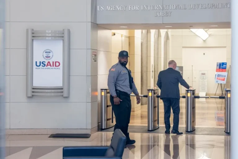 Estados Unidos elimina el 83 % de los programas de ayuda internacional de USAID