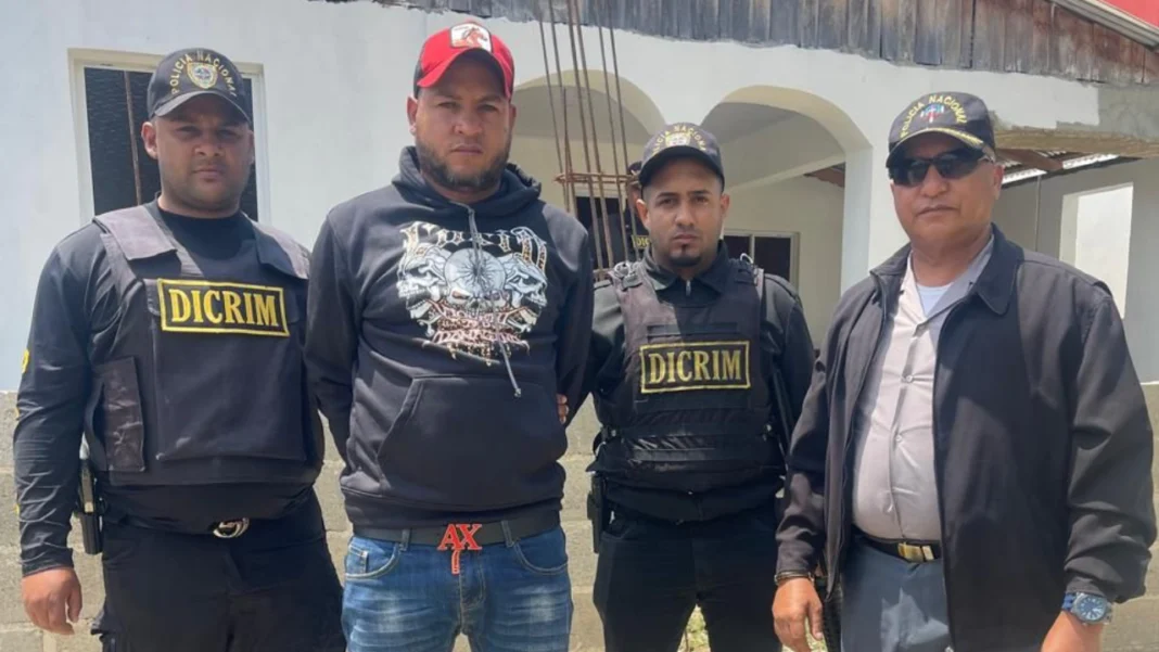 Hombre que ultimó a su expareja en Navarrete, RD, se entregó a las autoridades