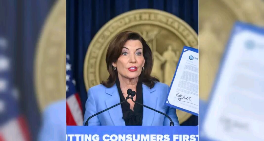 Gobernadora anuncia que recuperaron $245 millones para consumidores en NY