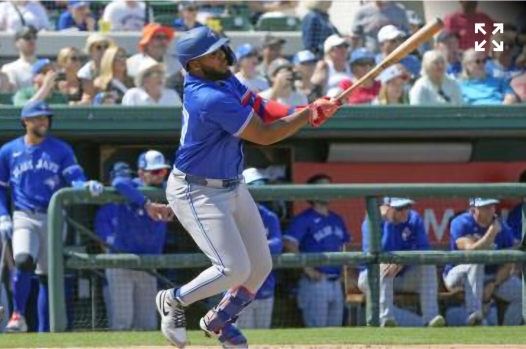 Guerrero Jr. aspira a un contrato de 15 años como Soto