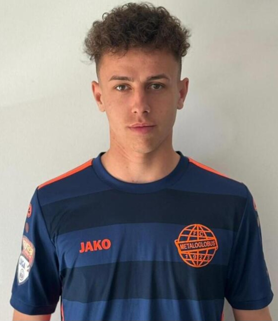 Futbolista, 19 años, muere tras ahogarse en su propio ácido estomacal y llamar a su madre para decirle ‘No puedo más’