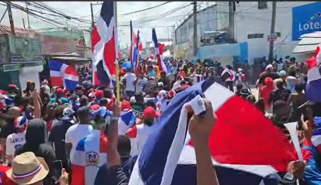 Miles de dominicanos que participaron en Marcha en Friusa dicen están dispuestos a morir si es necesario por defender la Soberanía Nacional