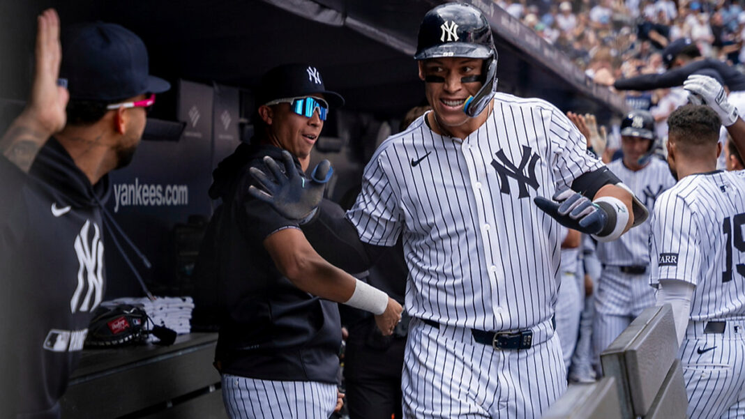 Los Yankees ganan juego 20-9 ante Cerveceros