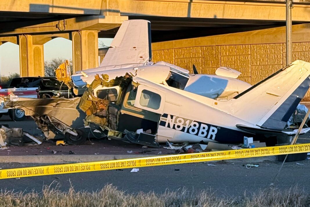 Otra tragedia aérea, Avioneta se desploma en Texas; reportan un muerto