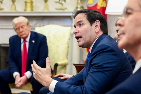 Rubio recuerda llamada de Biden con Zelenskyy para defender el enfrentamiento de Trump con el líder ucraniano
