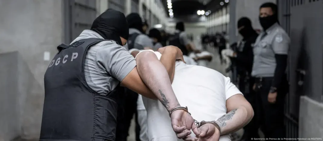 Venezuela anuncia pacto con EE.UU. para repatriar migrantes