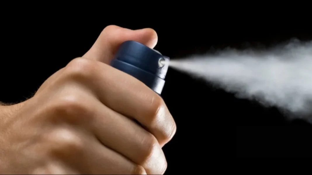 Alerta por nuevo reto viral: Niña de ocho años muere tras inhalar desodorante en aerosol