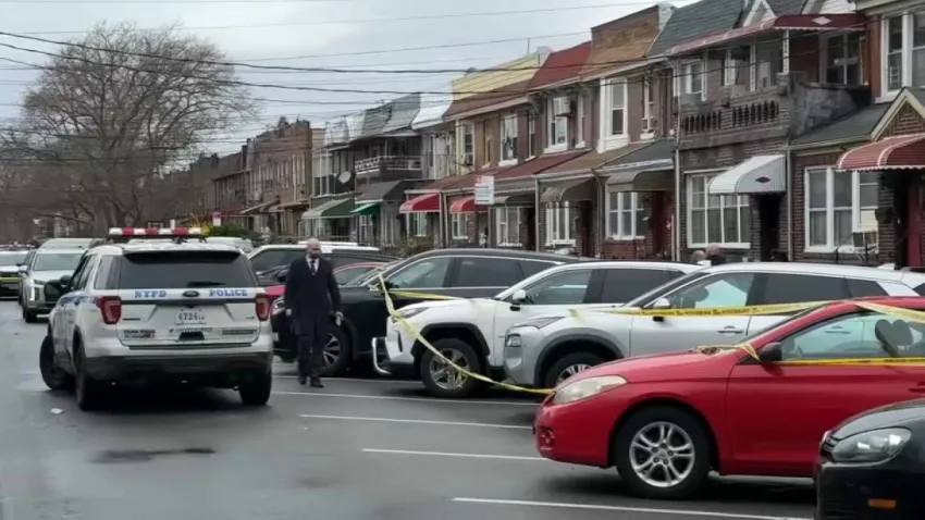 Cuatro menores resultan con heridas de arma blanca, luego de ser atacadas con cuchillo carnicero por un hombre en Brooklyn