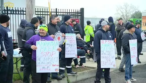 Cientos de repartidores de cerveza de Nueva York siguen en huelga