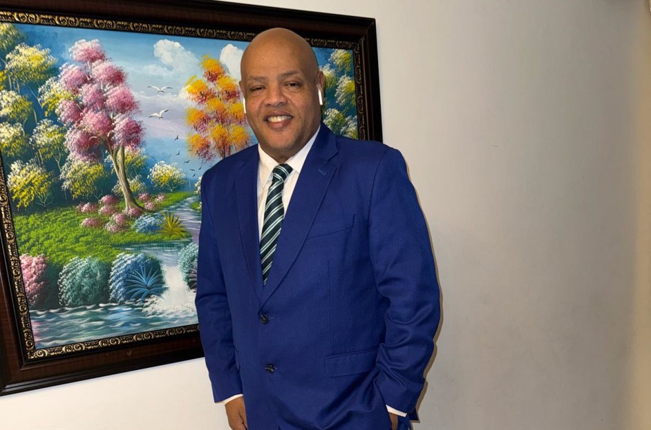 Carlos Bautista, manager de Omega y Chimbala, sobrevivientes de la tragedia del Jet Set cuenta su desgarradora historia