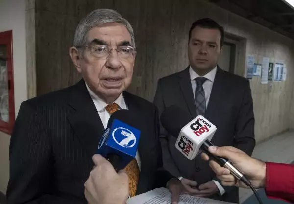 EE. UU. cancela visa al expresidente de Costa Rica y Premio Nobel de la Paz, Óscar Arias