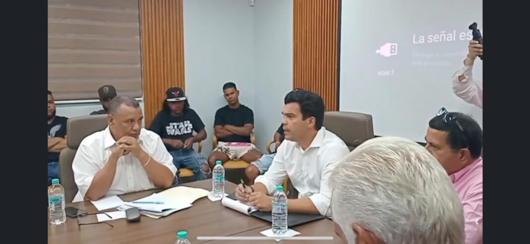 Suspenden Huelga para el próximo lunes 28 de abril en el municipio de Licey al medio tras acuerdo con director de INAPA