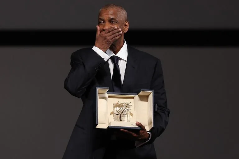 Denzel Washington sorprendido con un premio a su trayectoria en el Festival de Cannes