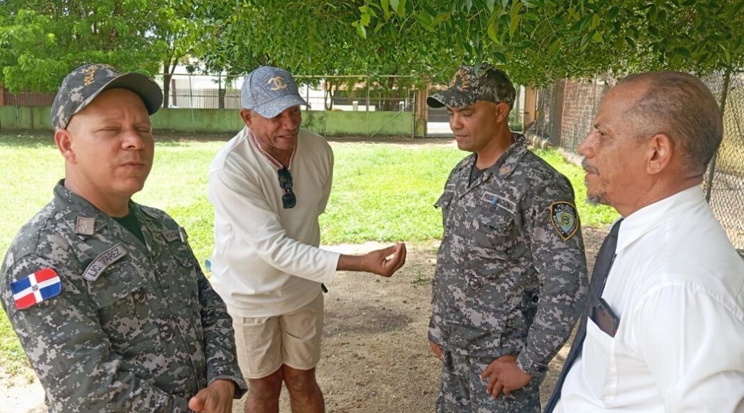 ¡Un crimen contra la niñez! Causa indignación acción de desalojo Play de Baseball en el Despertar, Santiago, RD