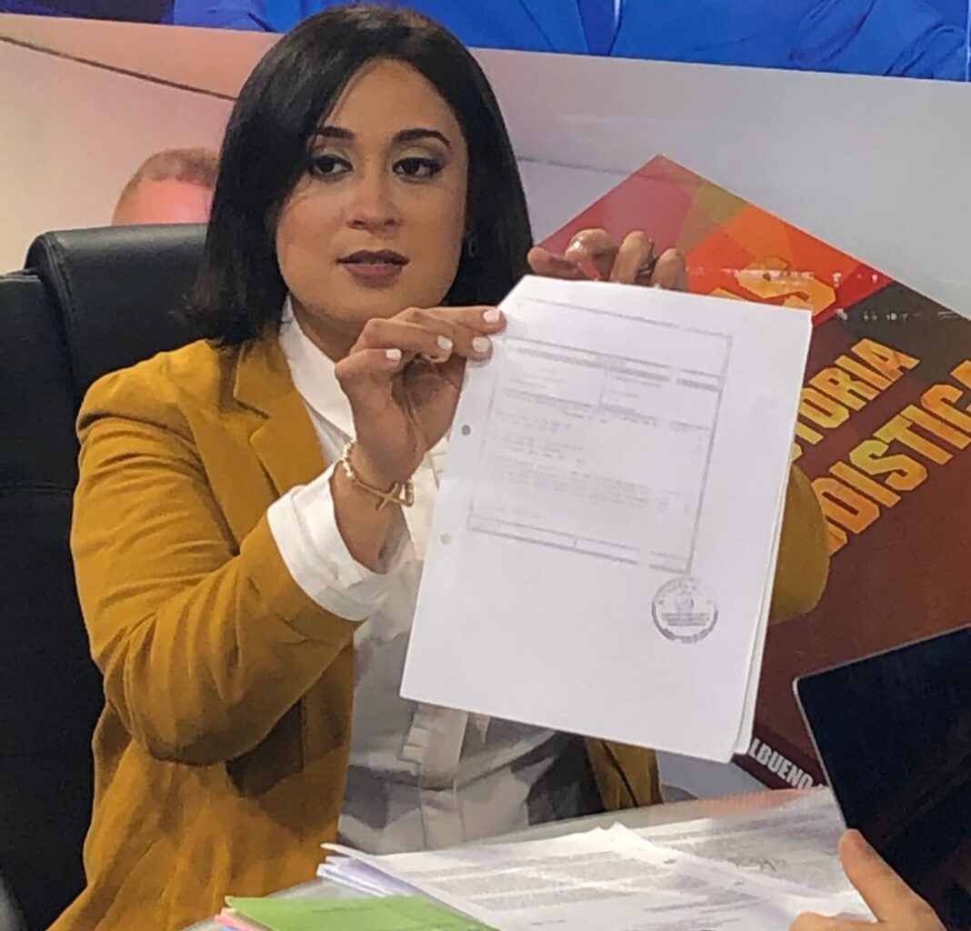 Por segunda vez, abogada denuncia mega escándalo de corrupción de al menos mil millones de pesos, que la justicia dominicana no quiere investigar