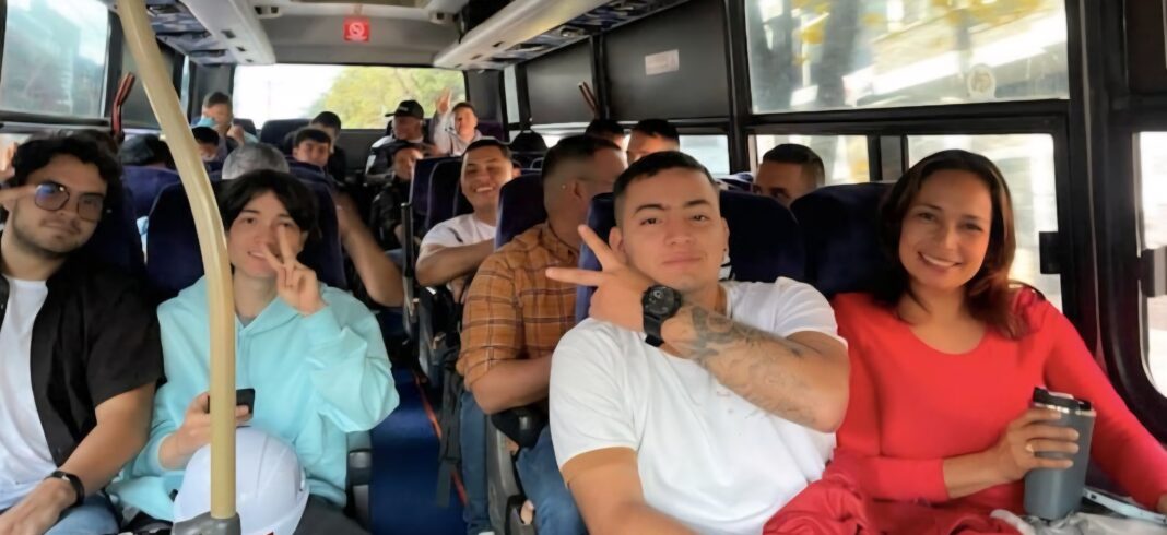 Luto nacional en Colombia por la muerte de estudiantes y profesores