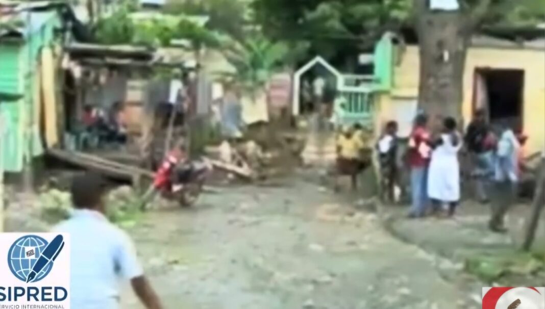 Haitianos crean un “FRIUSA” en Canca la Piedra, donde contaminan el río, en Santiago, RD