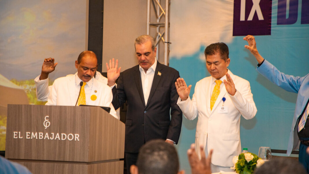 Presidente dominicano Luis Abinader llama a la unidad nacional y destaca el poder de la oración