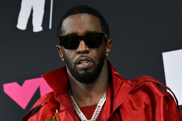 La Fiscalía Describe Dos Caras Del Rapero Diddy Combs En El Juicio En Nueva York, escogen jurado