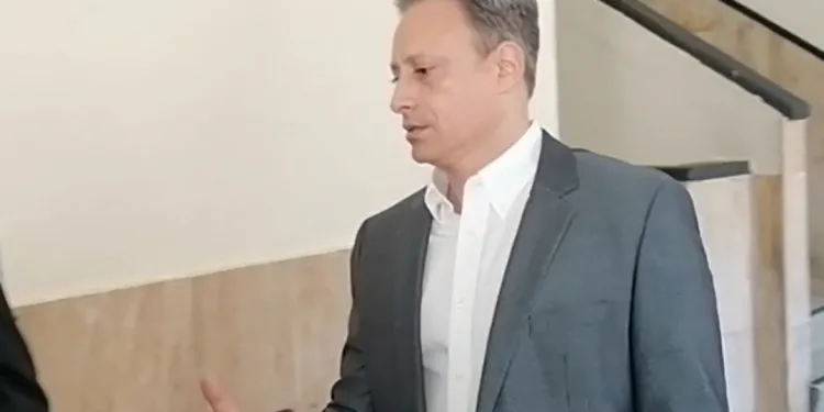 Tribunal revoca el arresto domiciliario y quita el grillete electrónico a Jean Alain Rodríguez, exprocurador general de RD acusado de corrupción