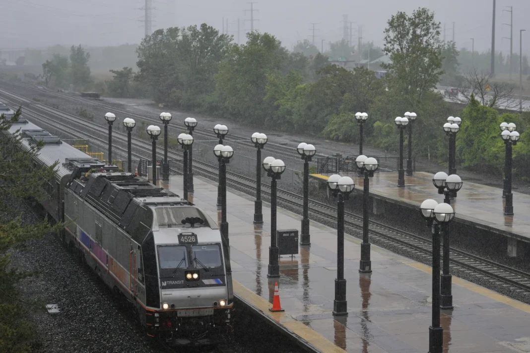 Todo el Metro North y New Jersey Transit amanecen paralizados este viernes ante huelga de ingenieros
