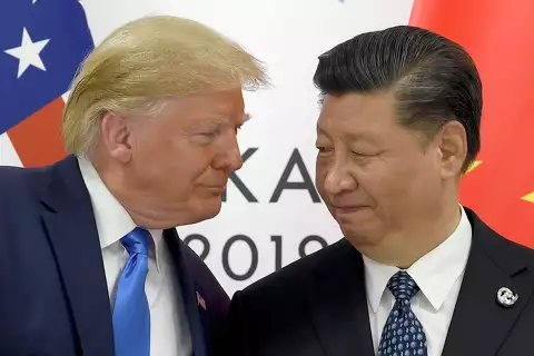 Trump dice que él y Xi de China “solucionaron los puntos complejos” del acuerdo comercial en una llamada telefónica Trump dice que él y Xi de China “solucionaron los puntos complejos” del acuerdo comercial en una llamada telefónica