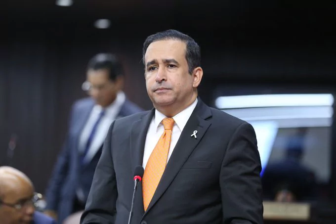 Embajador dominicano en el Vaticano afirma RD es el país que más ha ayudado y sigue ayudando a Haití Embajador dominicano en el Vaticano afirma RD es el país que más ha ayudado y sigue ayudando a Haití