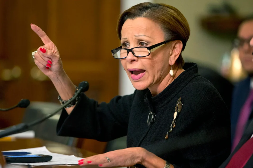 Congresistas de Nueva York critican a ICE por la práctica de sus agentes de cubrirse el rostro