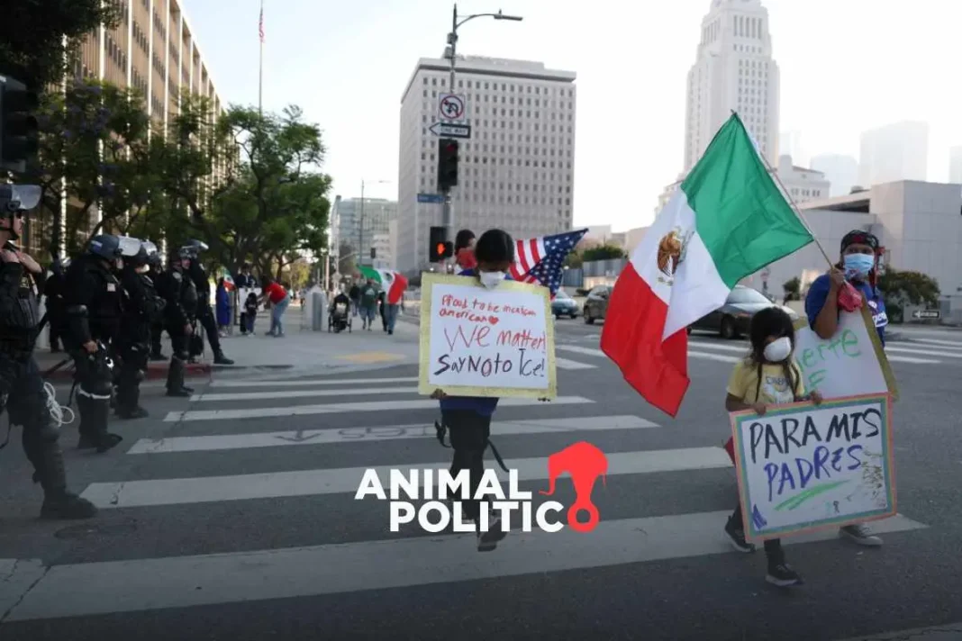 Cuatro docenas de manifestantes anti-ICE arrestados en el segundo día de manifestaciones en Foley Square Cuatro docenas de manifestantes anti-ICE arrestados en el segundo día de manifestaciones en Foley Square