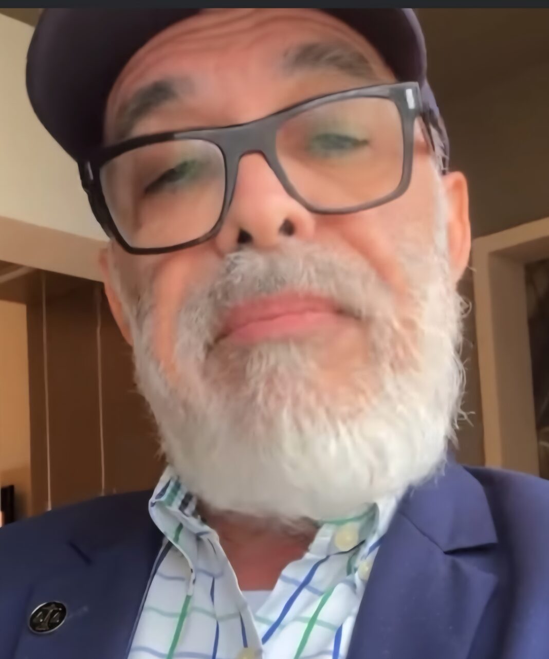 Por segunda vez arrestan comunicador y detective Ángel Martínez acusado de extorsión , chantaje y difamación Por segunda vez arrestan comunicador y detective Ángel Martínez acusado de extorsión , chantaje y difamación