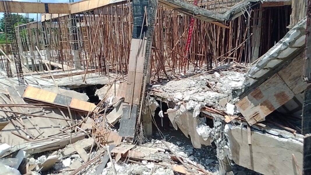 Colapsa parte de edificación en construcción en Santiago, República Dominicana Colapsa parte de edificación en construcción en Santiago, República Dominicana