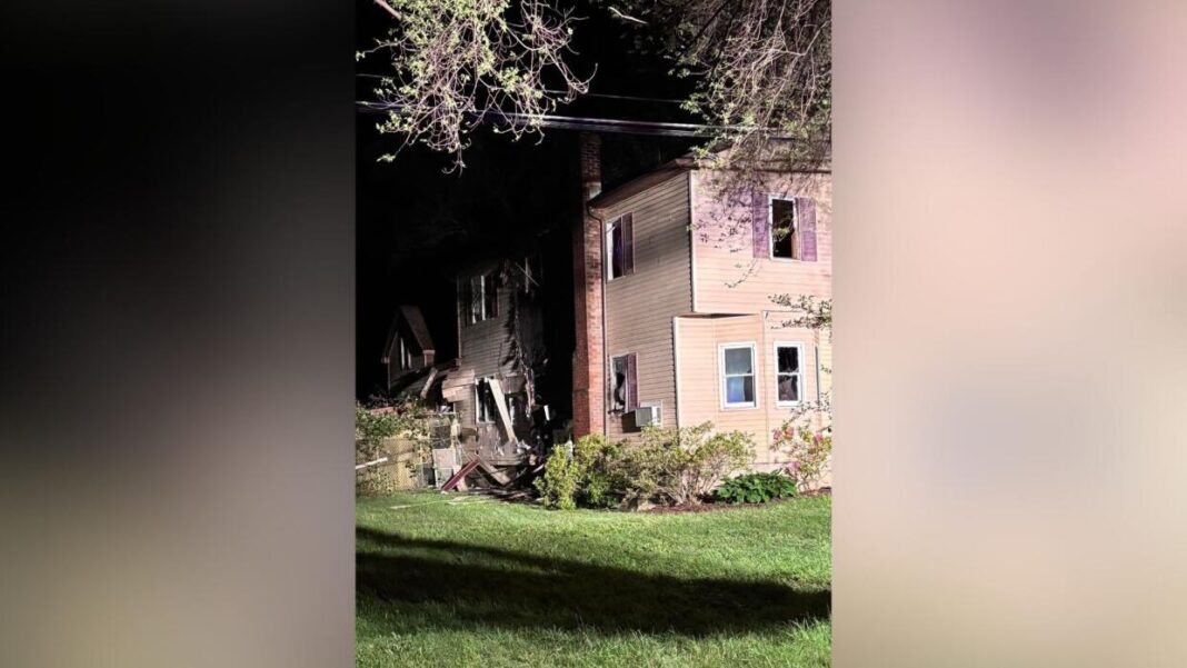 Dos niños con autismo mueren junto a su padre en un incendio que destruyó su hogar en Nueva York