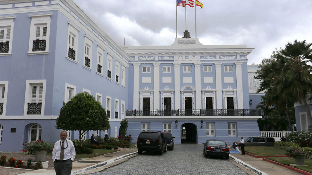 Fuertes críticas al Gobierno de Puerto Rico por entregar datos de inmigrantes a gobierno de Trump Fuertes críticas al Gobierno de Puerto Rico por entregar datos de inmigrantes a gobierno de Trump