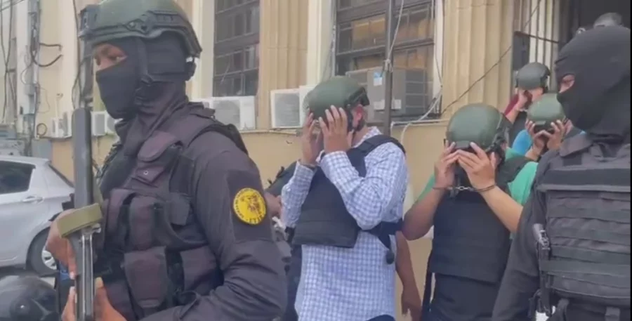 Altos oficiales activos y retirados bajo investigación por fraudes y sobornos, a la espera de medidas de coerción Altos oficiales activos y retirados bajo investigación por fraudes y sobornos, a la espera de medidas de coerción