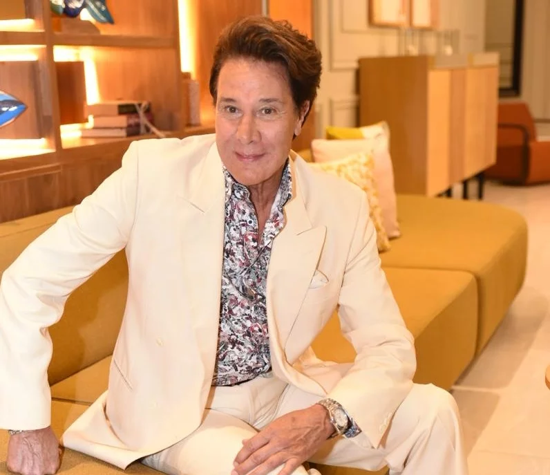 Fernando Allende se deja seducir por la bachata Fernando Allende se deja seducir por la bachata