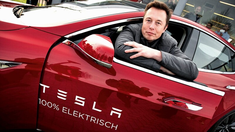 Acciones de Tesla caen 7% al reanudarse disputa entre Musk y Trump