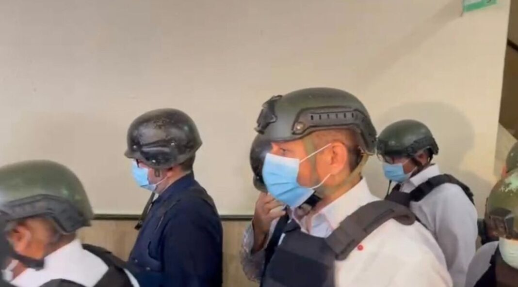 Imponen arresto domiciliario como coerción a militares y civiles imputados en operación Lobo en RD Imponen arresto domiciliario como coerción a militares y civiles imputados en operación Lobo en RD