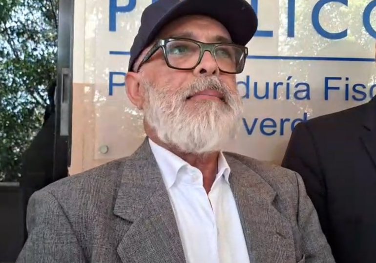 Retiran 7 querellas contra el comunicador Ángel Martínez, radicado en Miami, con impedimento de salida de territorio dominicano Retiran 7 querellas contra el comunicador Ángel Martínez, radicado en Miami, con impedimento de salida de territorio dominicano