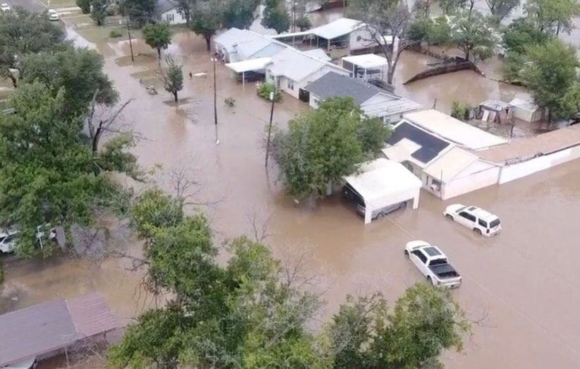 El copropietario de Camp Mystic esperó 45 minutos para evacuar a los campistas después de recibir una alerta urgente de inundaciones repentinas «potencialmente mortales». El copropietario de Camp Mystic esperó 45 minutos para evacuar a los campistas después de recibir una alerta urgente de inundaciones repentinas «potencialmente mortales».
