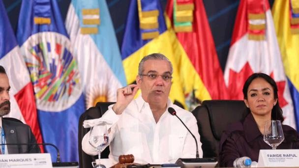 Presidente dominicano Abinader depositará proyecto de reforma policial el próximo 16 de agosto Presidente dominicano Abinader depositará proyecto de reforma policial el próximo 16 de agosto